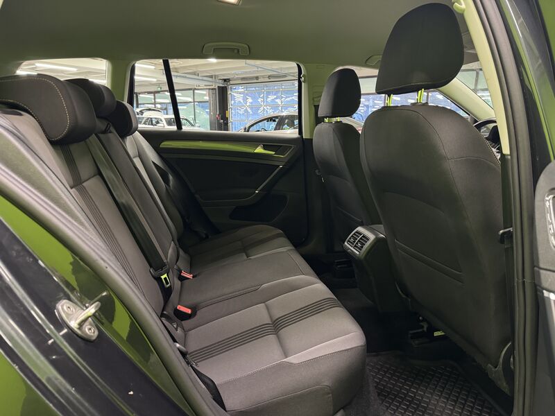 Volkswagen Golf vaihtoauto