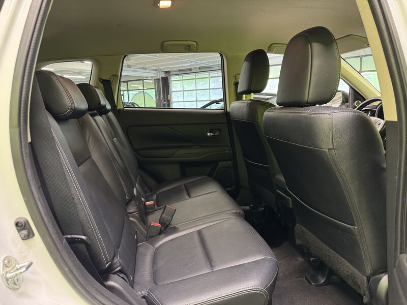 Mitsubishi Outlander vaihtoauto