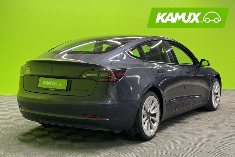 Tesla Model 3 vaihtoauto