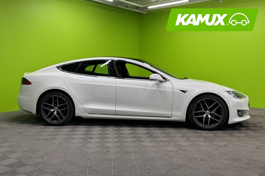 Tesla Model S vaihtoauto