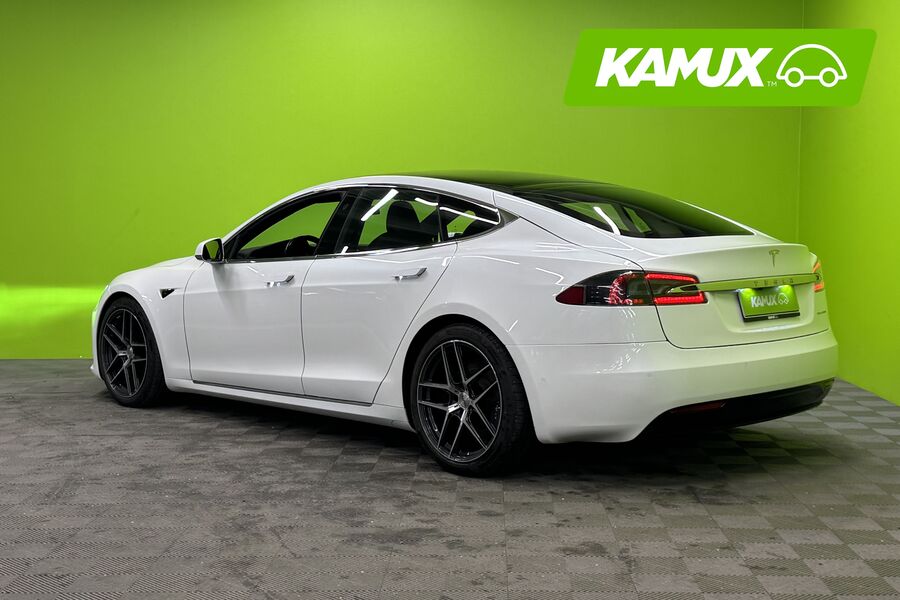 Tesla Model S vaihtoauto