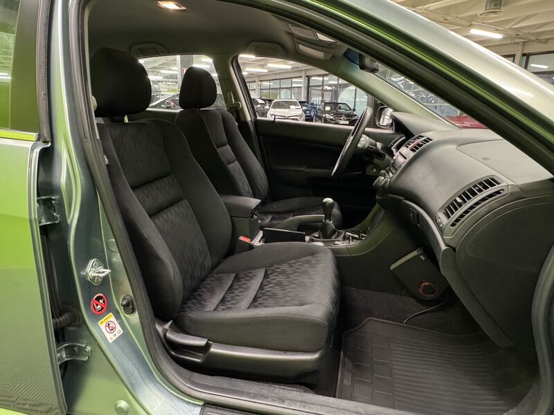 Honda Accord vaihtoauto