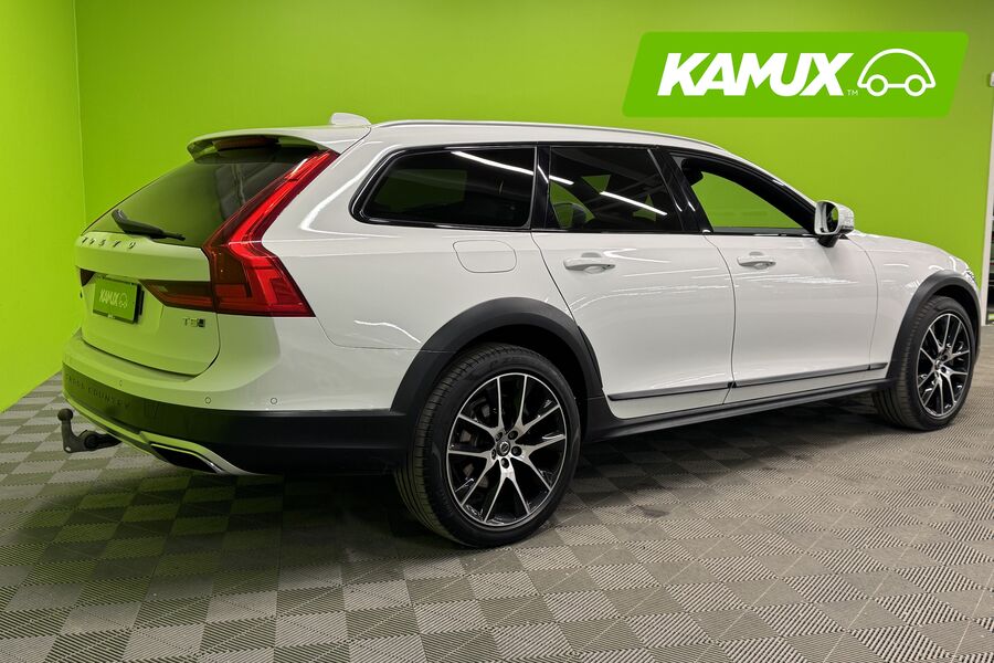 Volvo V90 Cross Country vaihtoauto
