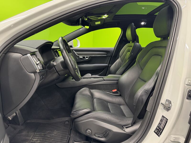 Volvo V90 Cross Country vaihtoauto