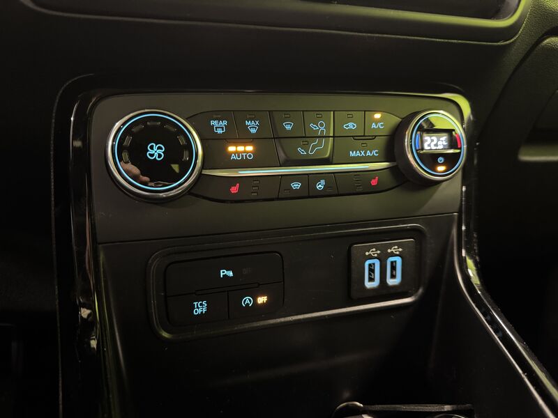 Ford Ecosport vaihtoauto