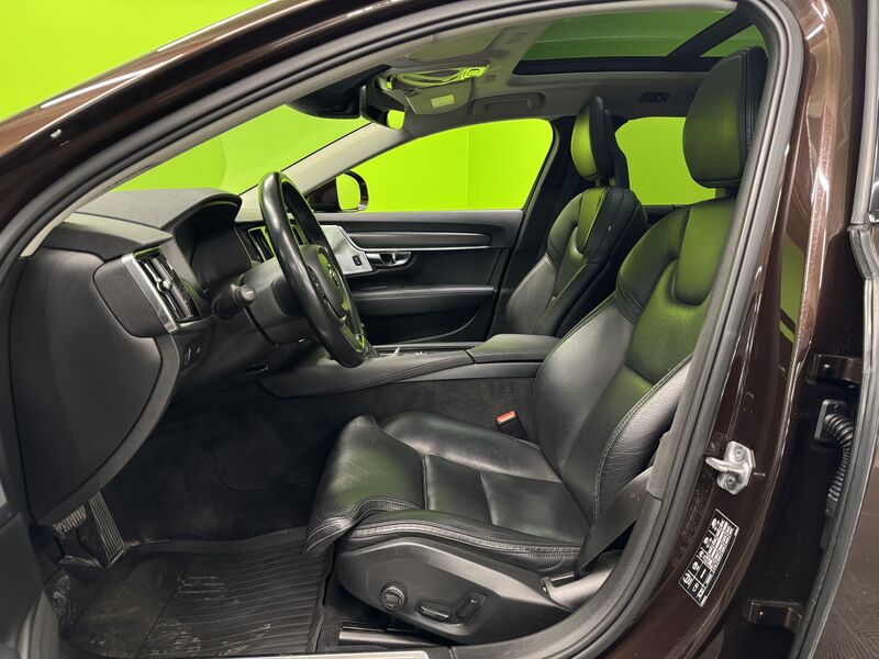 Volvo V90 Cross Country vaihtoauto