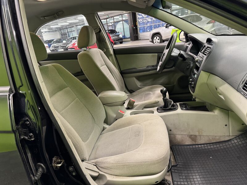 Kia Cerato vaihtoauto