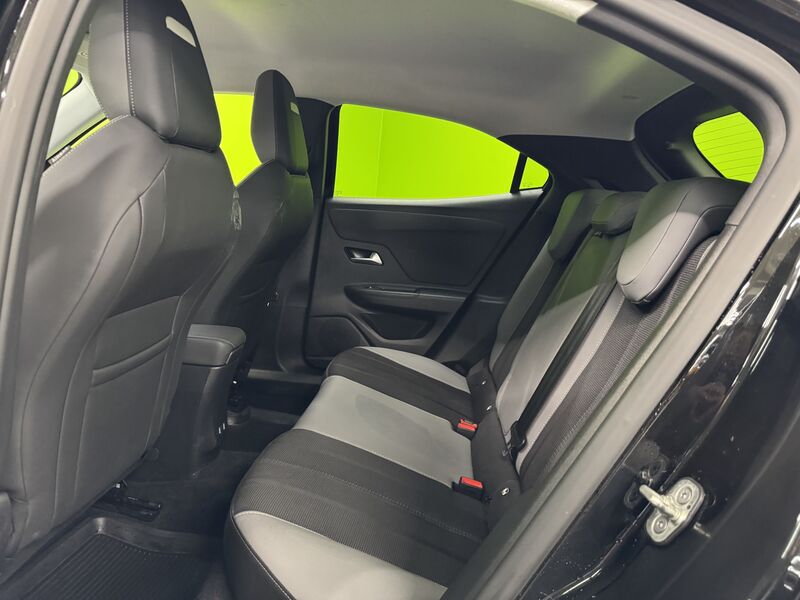 Opel Mokka-e vaihtoauto