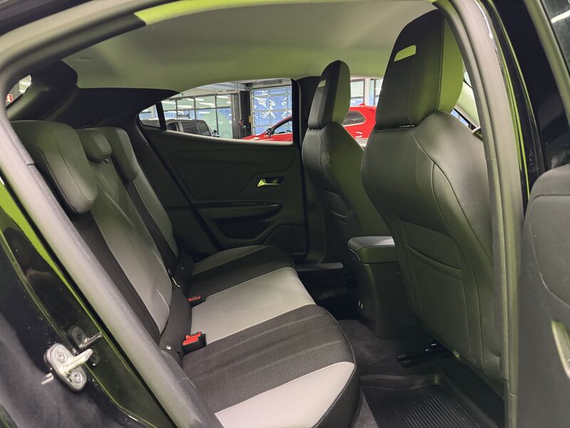 Opel Mokka-e vaihtoauto