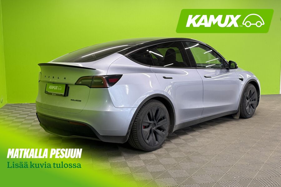 Tesla Model Y vaihtoauto