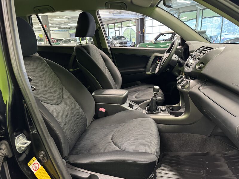 Toyota RAV4 vaihtoauto