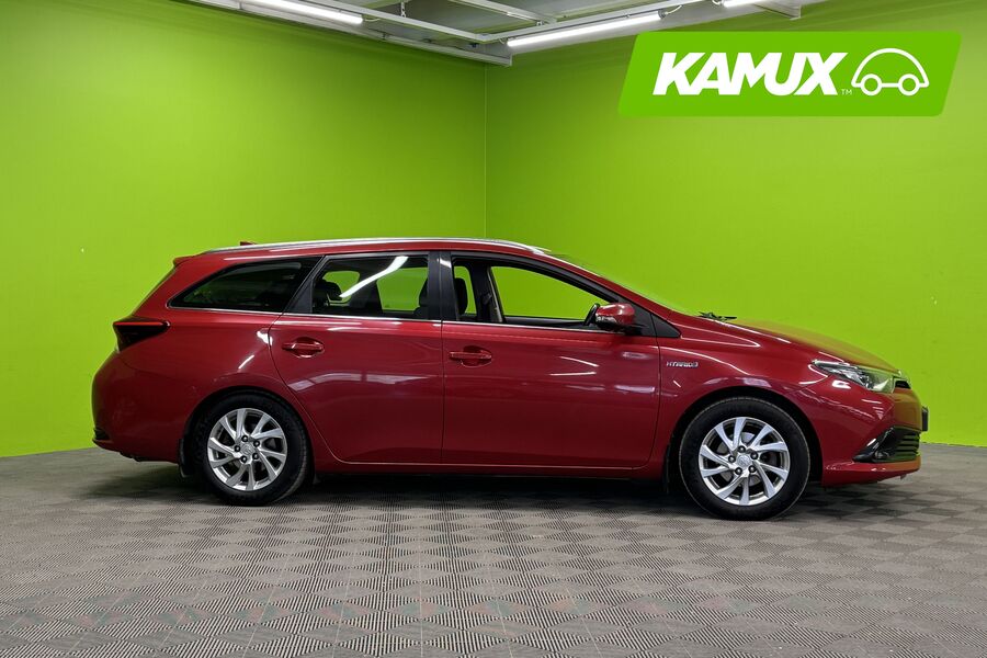 Toyota Auris vaihtoauto