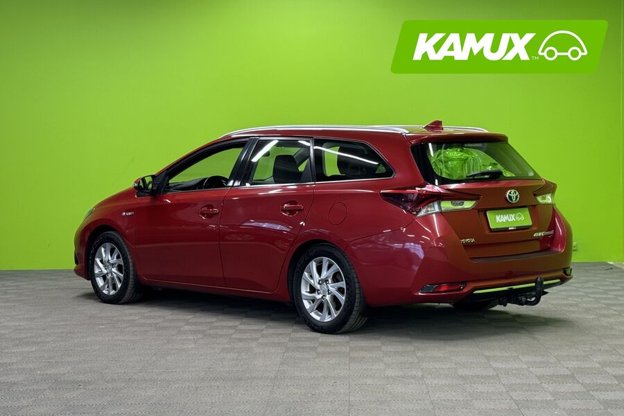 Toyota Auris vaihtoauto