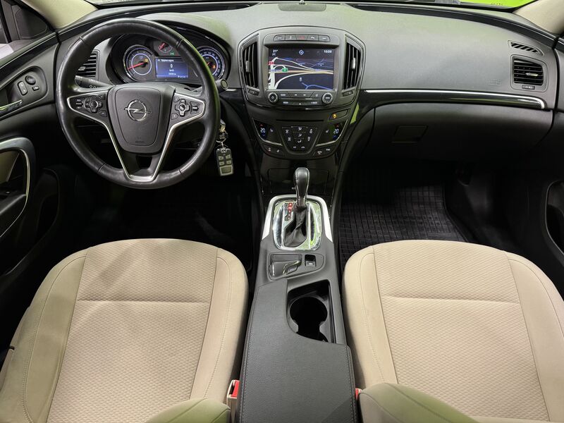 Opel Insignia vaihtoauto