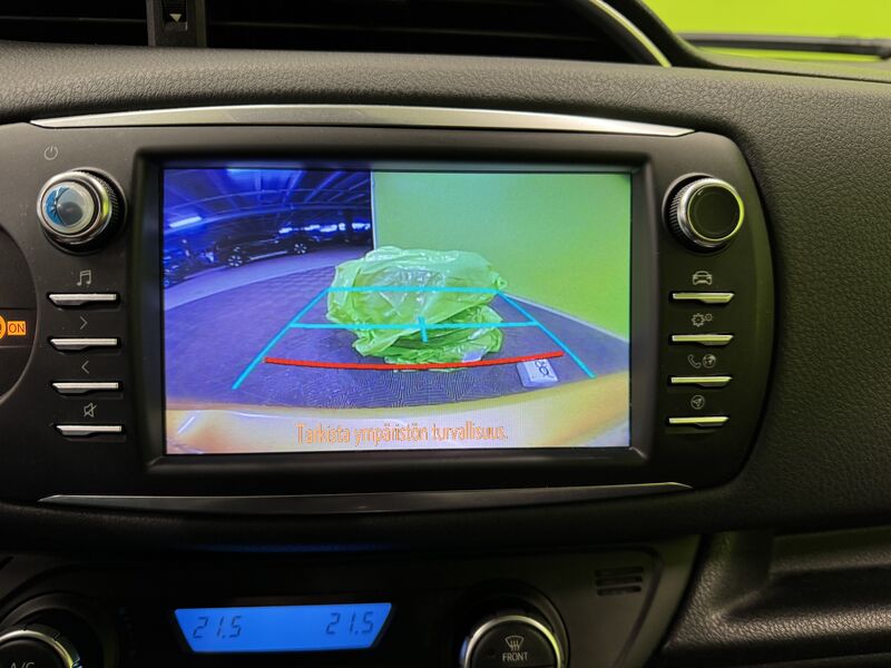 Toyota Yaris vaihtoauto