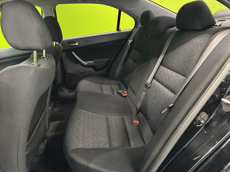 Honda Accord vaihtoauto