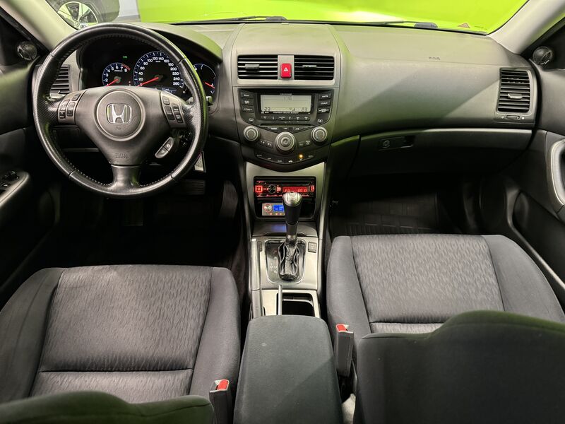 Honda Accord vaihtoauto