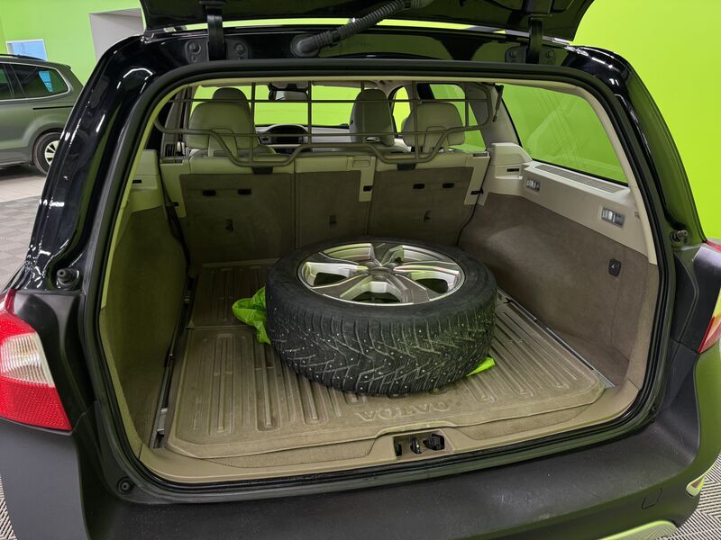 Volvo XC70 vaihtoauto
