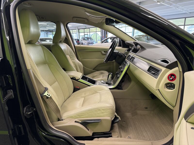 Volvo XC70 vaihtoauto