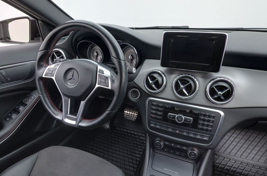 Mercedes-Benz GLA vaihtoauto