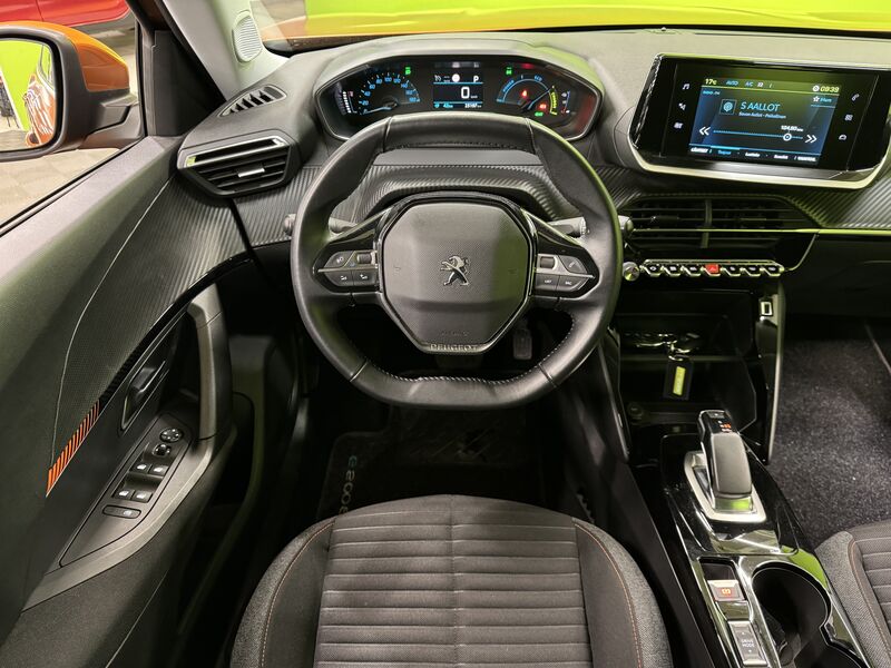 Peugeot e-2008 vaihtoauto