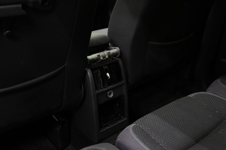 Volkswagen Touran vaihtoauto