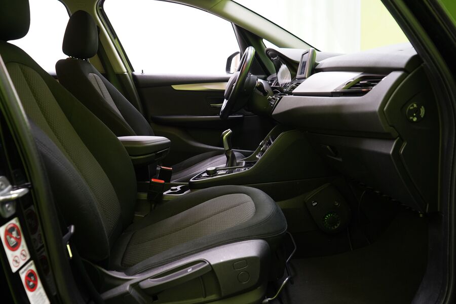 BMW 218 vaihtoauto