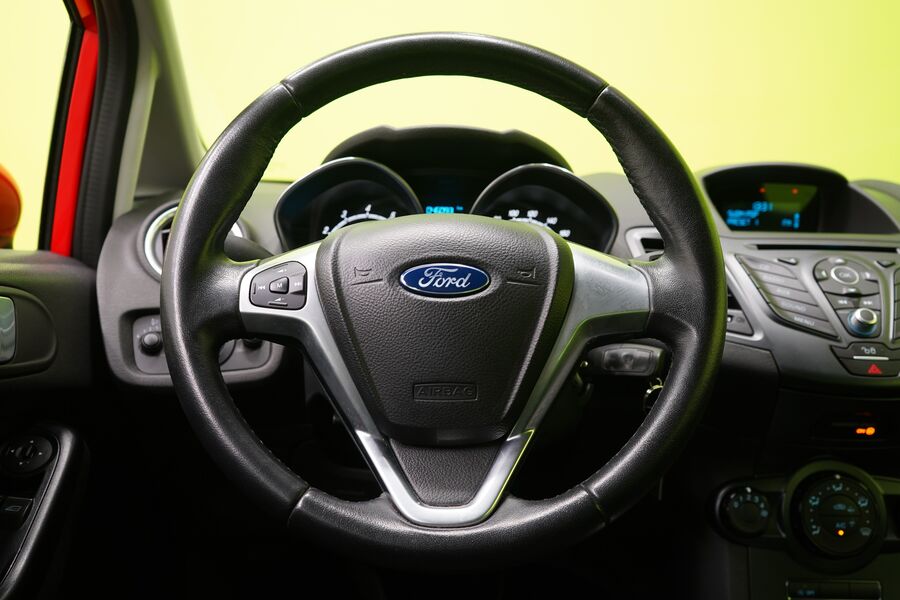 Ford Fiesta vaihtoauto