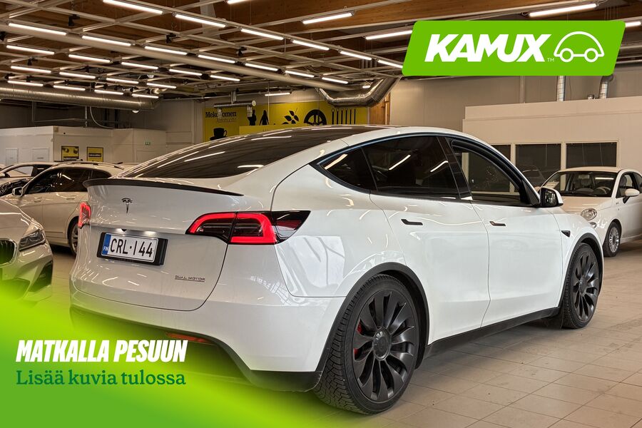 Tesla Model Y vaihtoauto