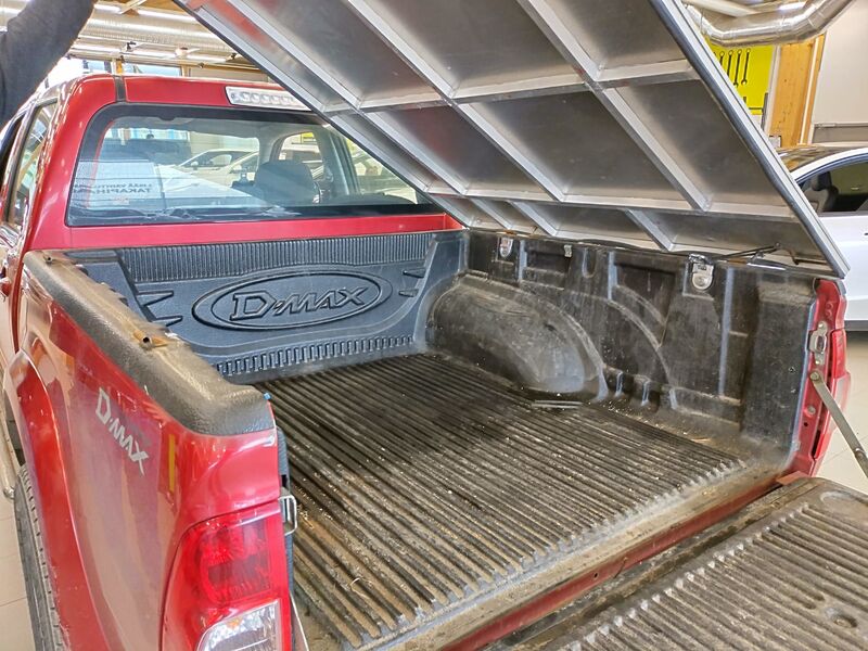 Isuzu D-Max vaihtoauto