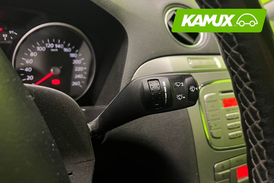 Ford S-MAX vaihtoauto