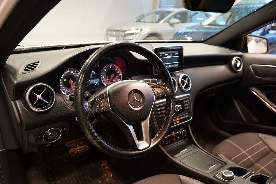 Mercedes-Benz A vaihtoauto