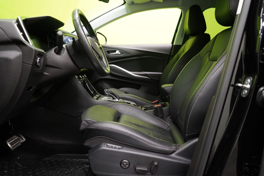 Opel Grandland vaihtoauto