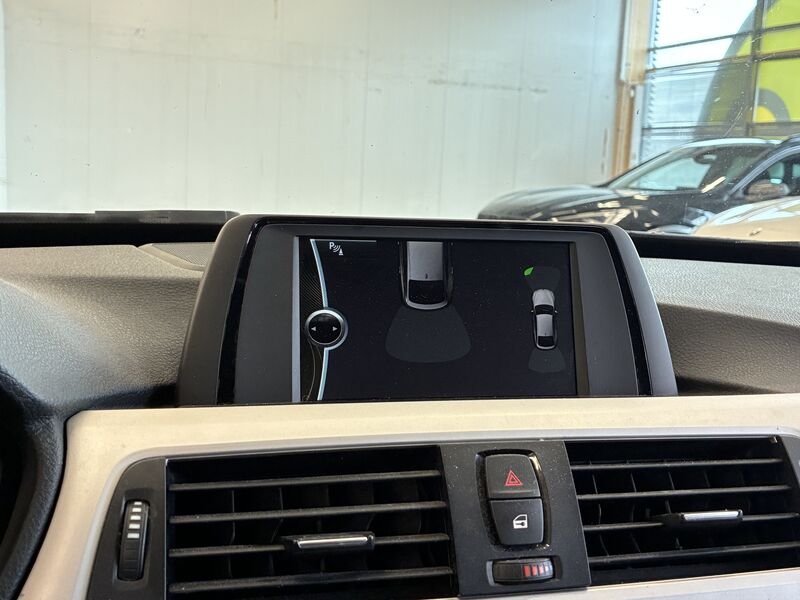 BMW 320 vaihtoauto