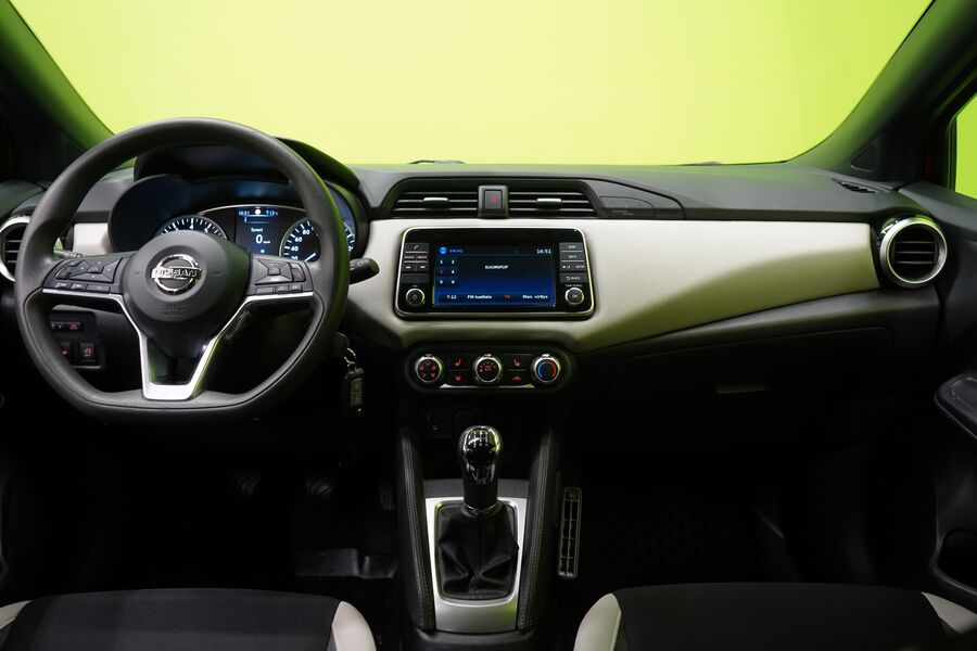 Nissan Micra vaihtoauto