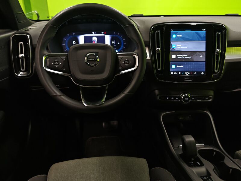 Volvo XC40 vaihtoauto