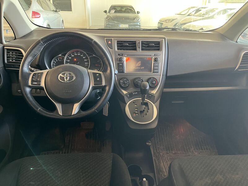 Toyota Verso-S vaihtoauto