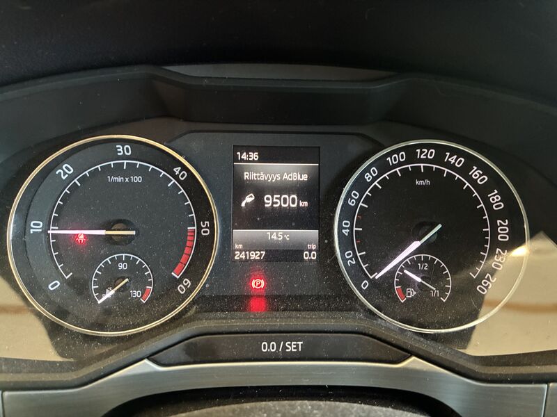 Skoda Superb vaihtoauto