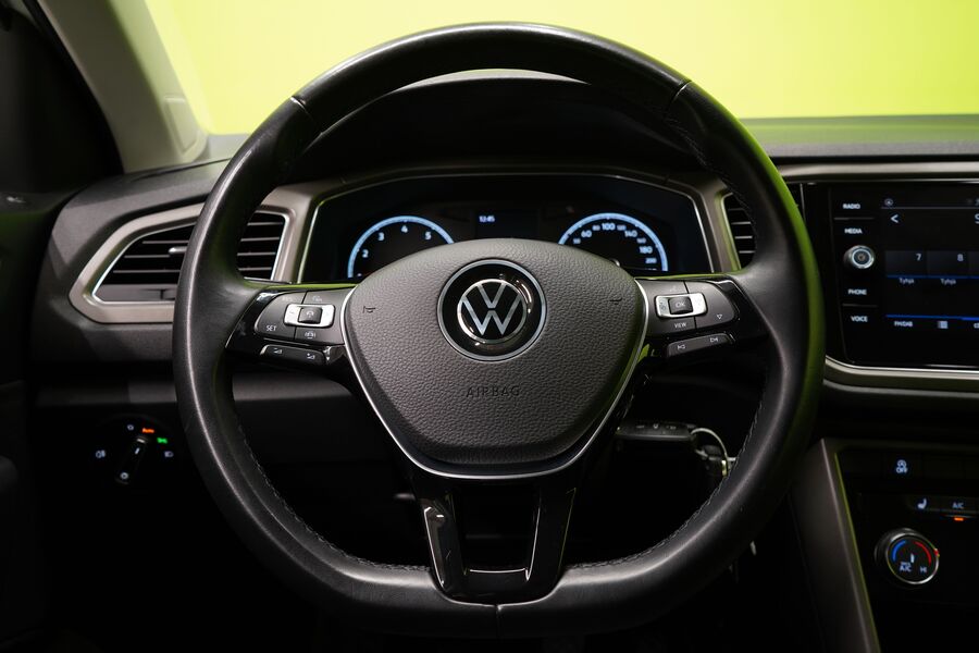 Volkswagen T-Roc vaihtoauto