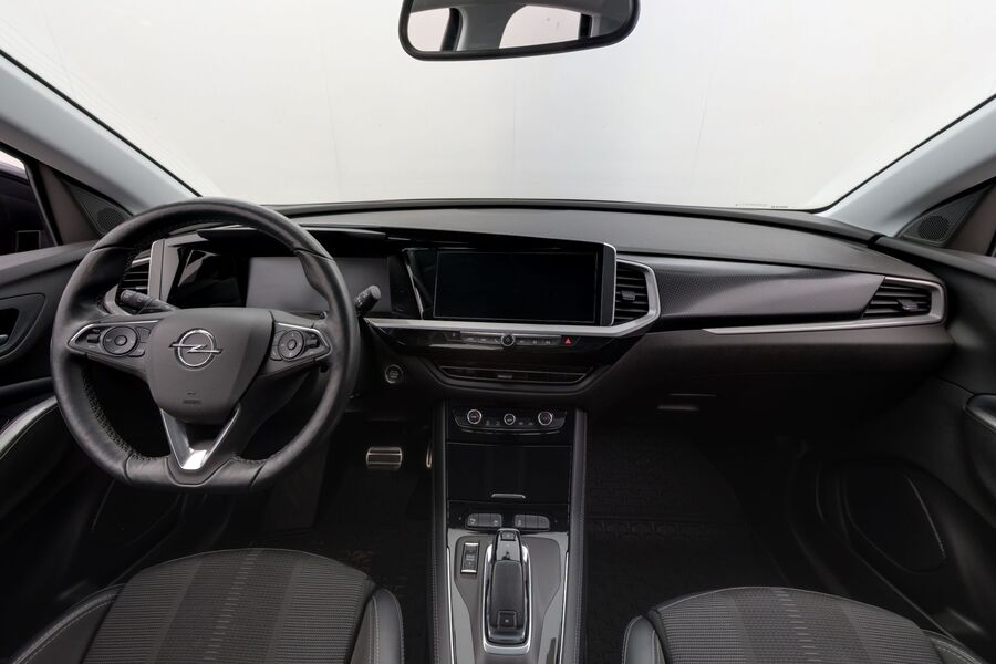 Opel Grandland vaihtoauto