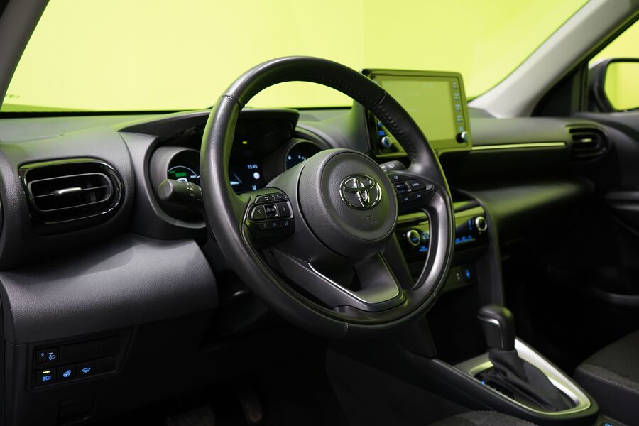 Toyota Yaris Cross vaihtoauto