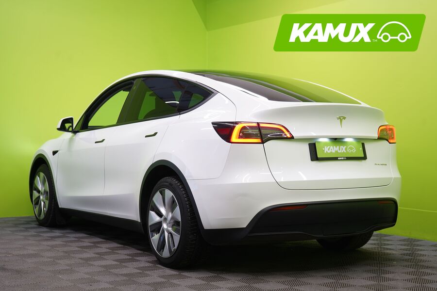 Tesla Model Y vaihtoauto