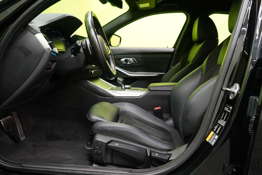 BMW 330 vaihtoauto