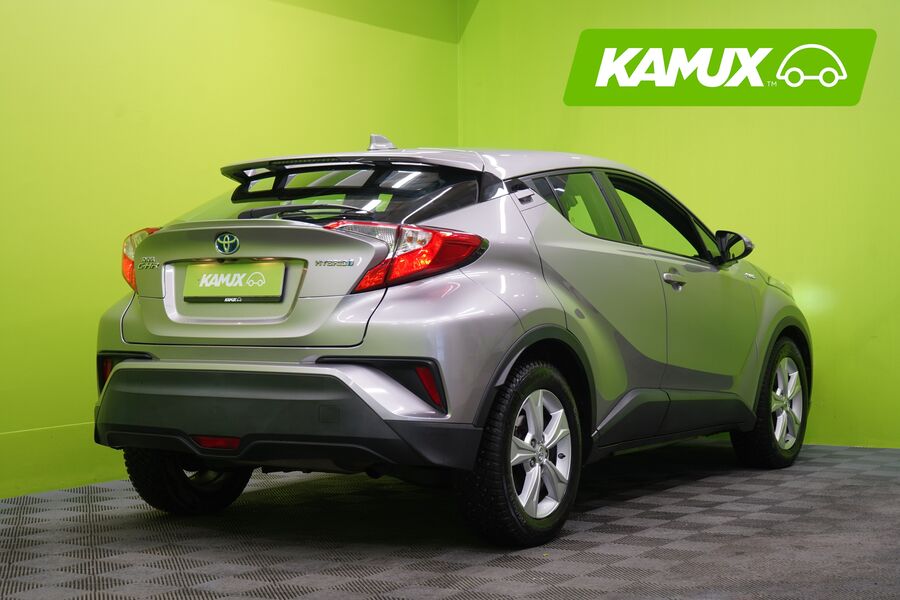 Toyota C-HR vaihtoauto