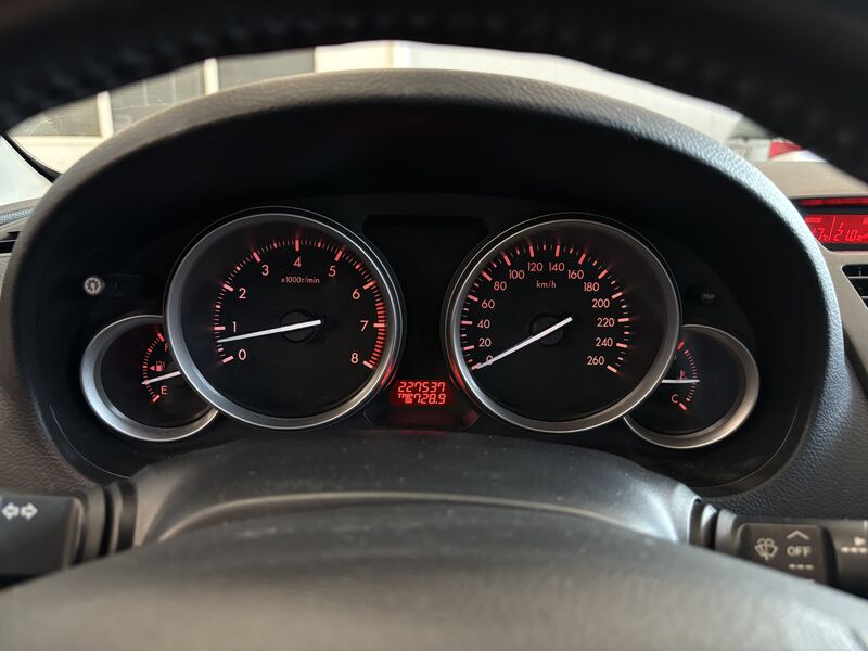 Mazda 6 vaihtoauto