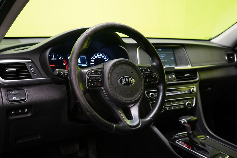 Kia Optima vaihtoauto
