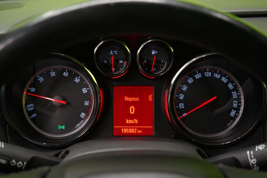 Opel Astra vaihtoauto