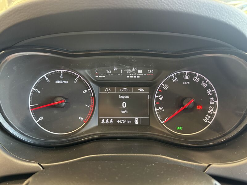 Opel Corsa vaihtoauto