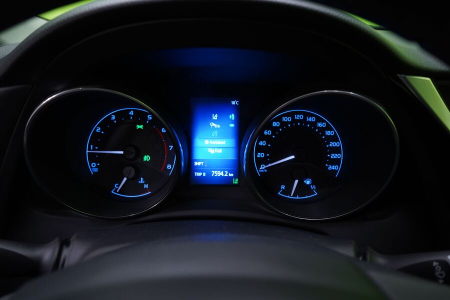 Toyota Auris vaihtoauto