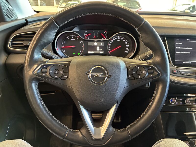 Opel Grandland X vaihtoauto